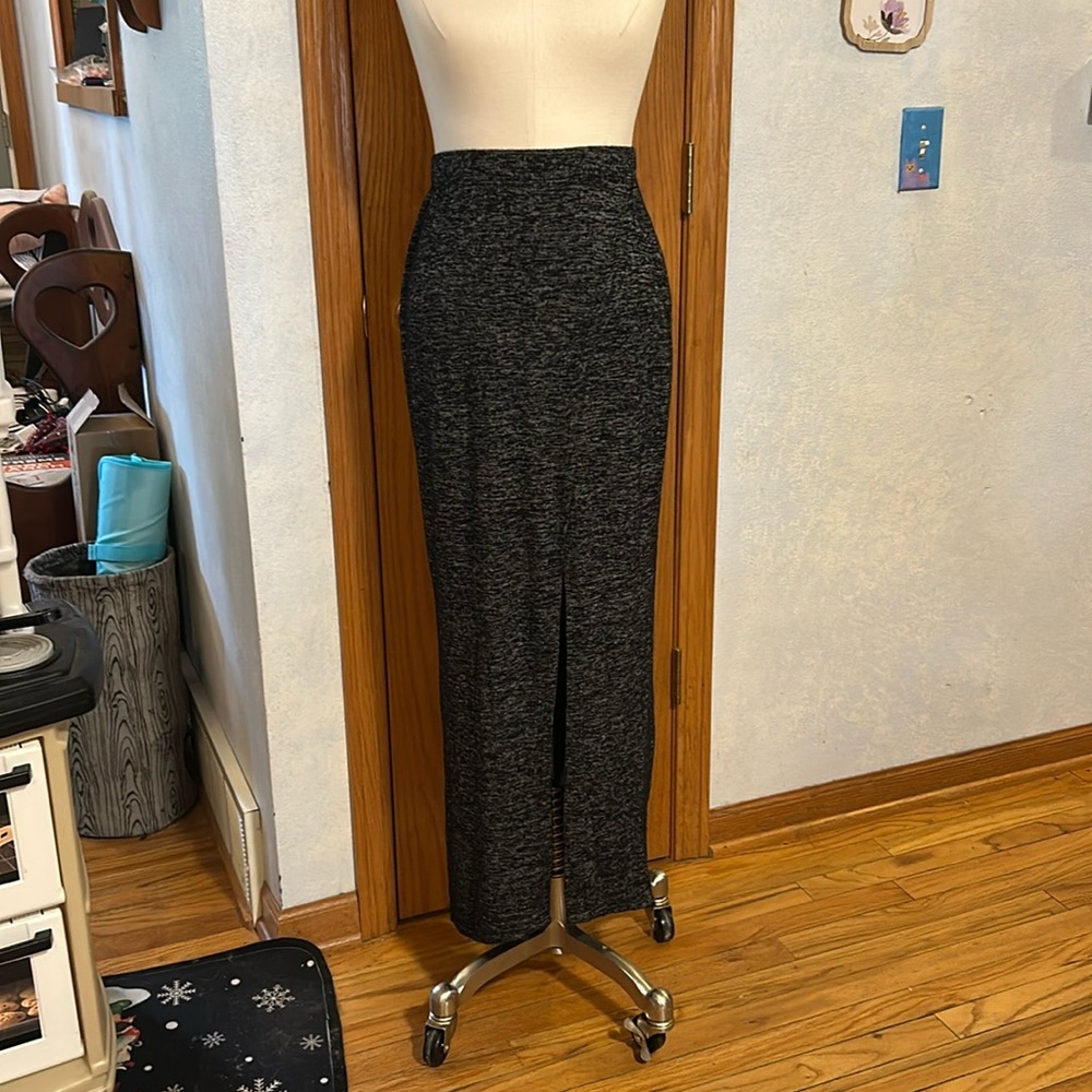 Maurice’s Black/Gray Skirt - Women’s Size Small